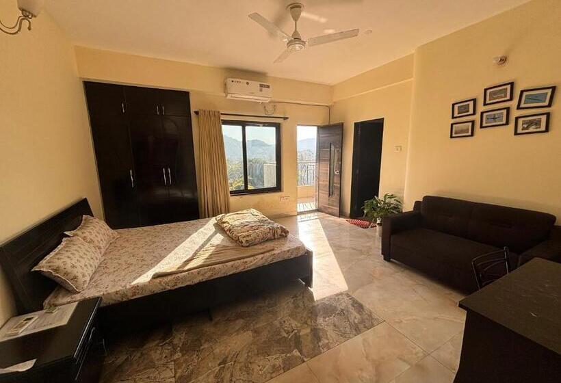 带山景的高级间, Sushrita Hillview Homestay