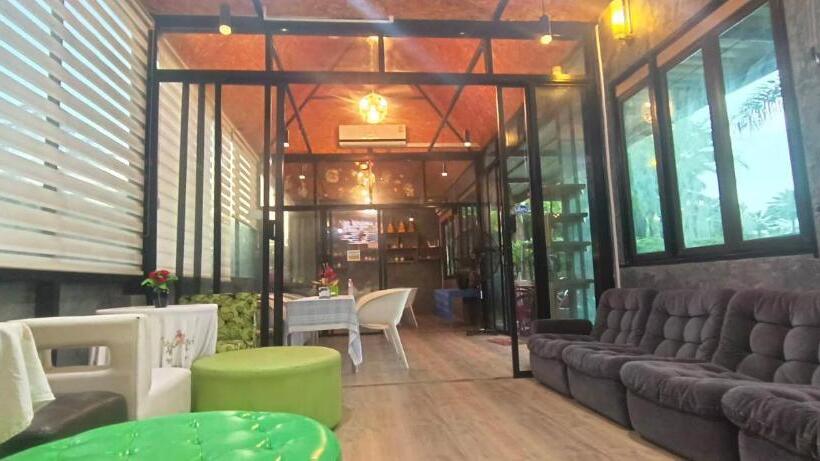 带大床的高级房间, Changrojresortkaengkhoi