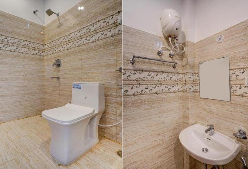 Трехместный Номер Классика, Collection O Amit Legagcy Resort