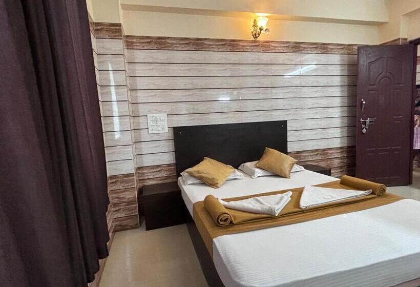 Номер Deluxe, Yamuna Vihar Toursit Home