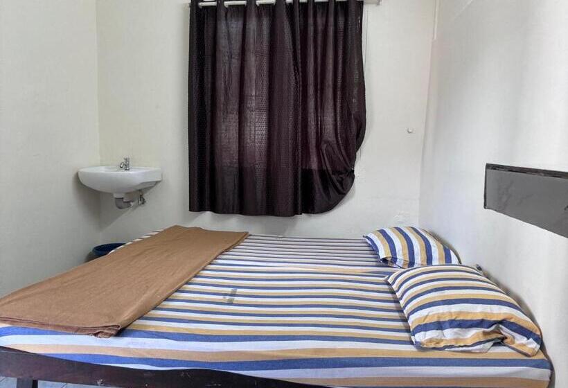 Номер Economy, Yamuna Vihar Toursit Home