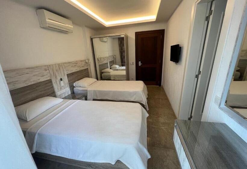 اتاق اساندارد با چشم‌انداز جانبی به دریا, Nar Twinn Otel