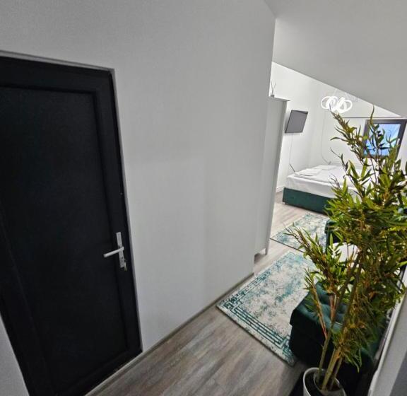 디럭스 트리플 룸, Perfect Villa Ploiesti