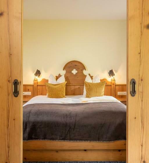 اتاق استاندارد, Naturhotel Huettenwirt In Middle Of Nature