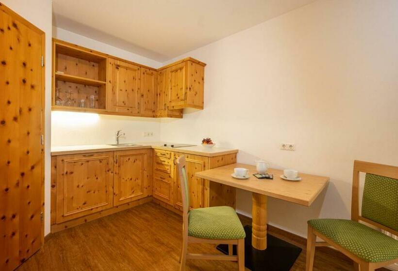 اتاق استاندارد, Naturhotel Huettenwirt In Middle Of Nature