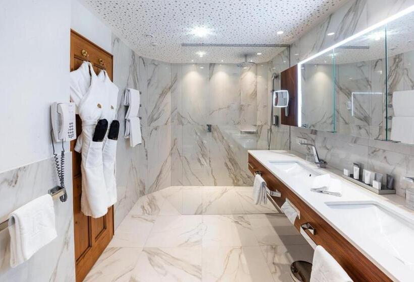 سوئیت رویال, Trofana Royal 5 Sterne Superior Resort