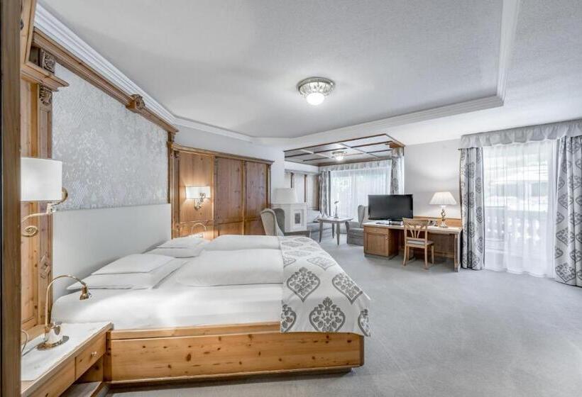 اتاق لوکس, Trofana Royal 5 Sterne Superior Resort