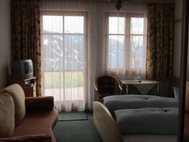 Номер Стандарт, Wirtshaus Zum Wiesejaggl