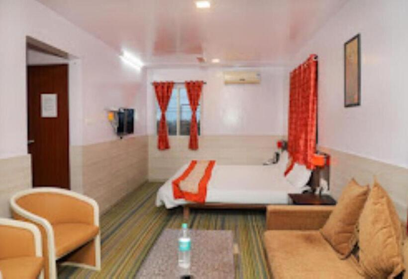 Номер Deluxe Кровать Кинг, Asian International Hotel, Sangli