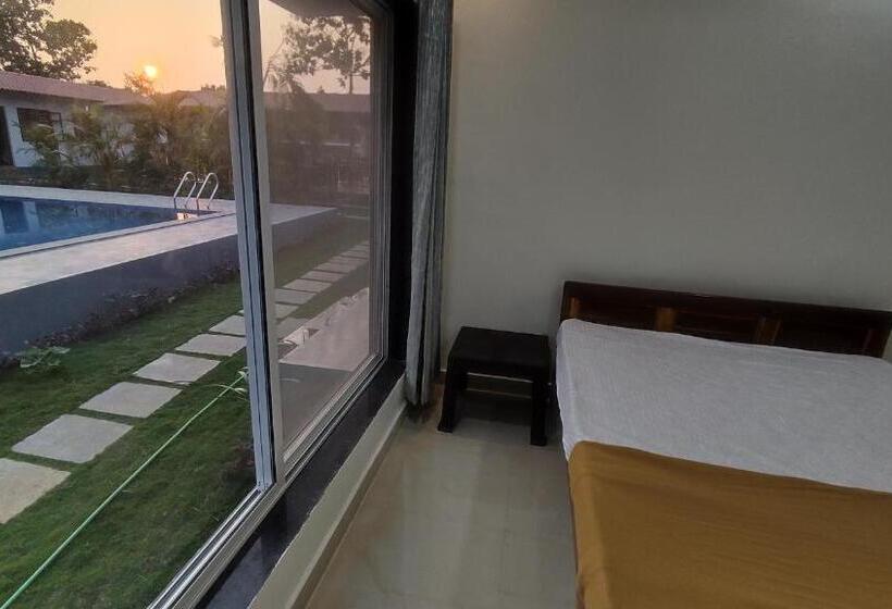 Номер Стандарт, Mohor Retreat