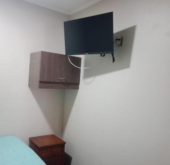스탠다드 룸, Hostal Ostello Amadeus