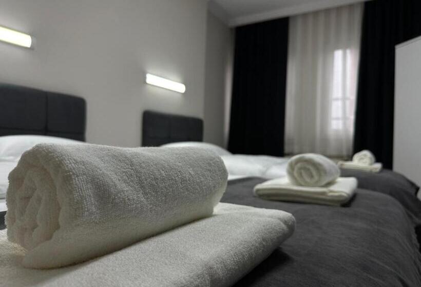 스탠다드 트리플 룸, özdemir Inn Otel