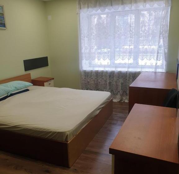 اتاق خانوادگی, Hostel Krone Gok Zatishok