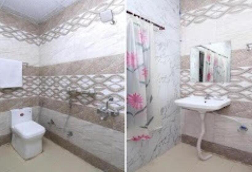 Номер Deluxe, E Square Jabalpur Mp