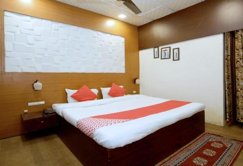 Номер Economy, E Square Jabalpur Mp