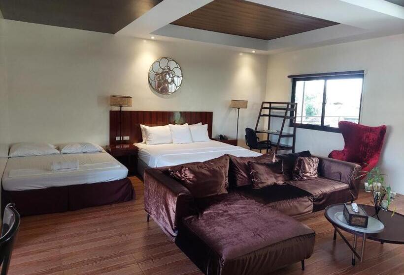 스위트, Maclare Resort