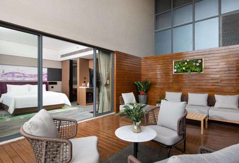 اتاق لوکس با چشم‌انداز باغ, Hampton By Hilton Shenzhen Baoan Stadium