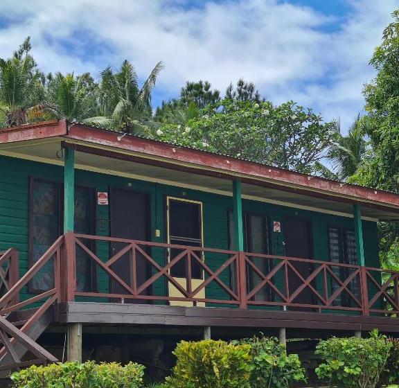 Трехместный Номер Стандарт с Видом, Mana Backpackers And Dive Resort