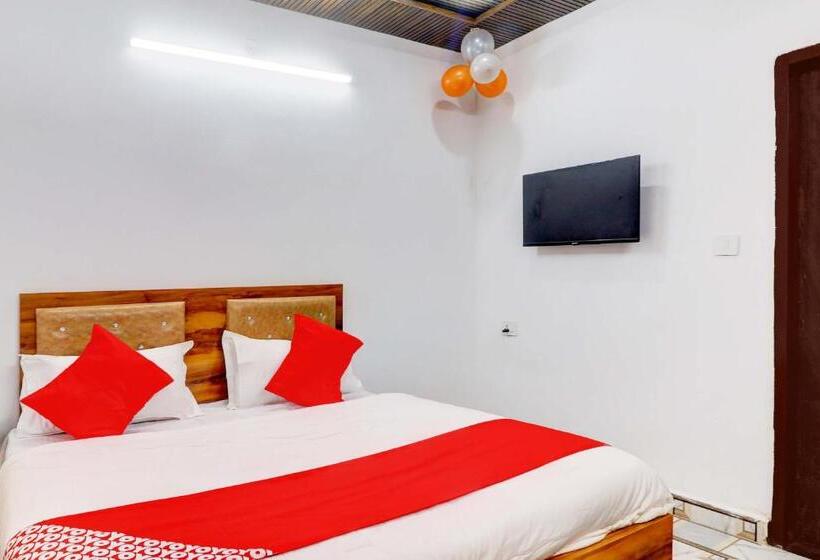 Трехместный Номер Классика, Cg Inn Pool Rooftop