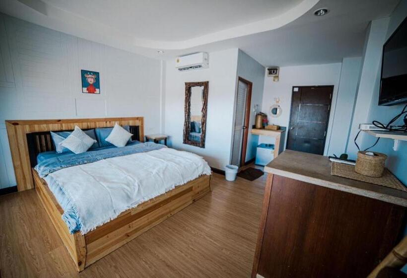 Стандартный Номер Кровать Кинг, Kirin Pool View Kohlarn