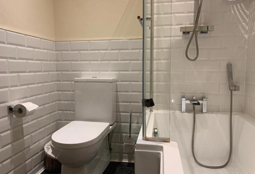 Апартаменты 1 Спальня, Market Place Serviced Apartments, Leek