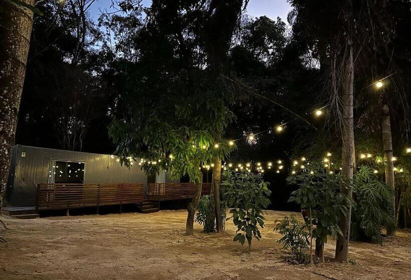 수피리어 스튜디오, Studios Em Contêiner No Bosque