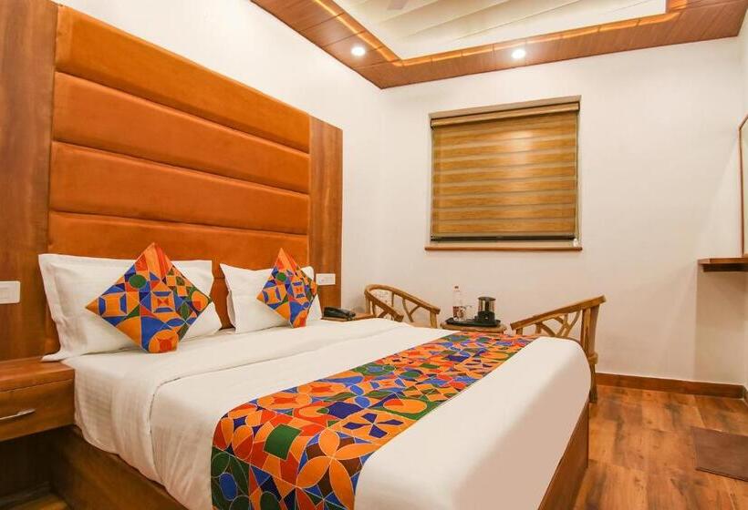 اتاق لوکس, Fabhotel Ambassador