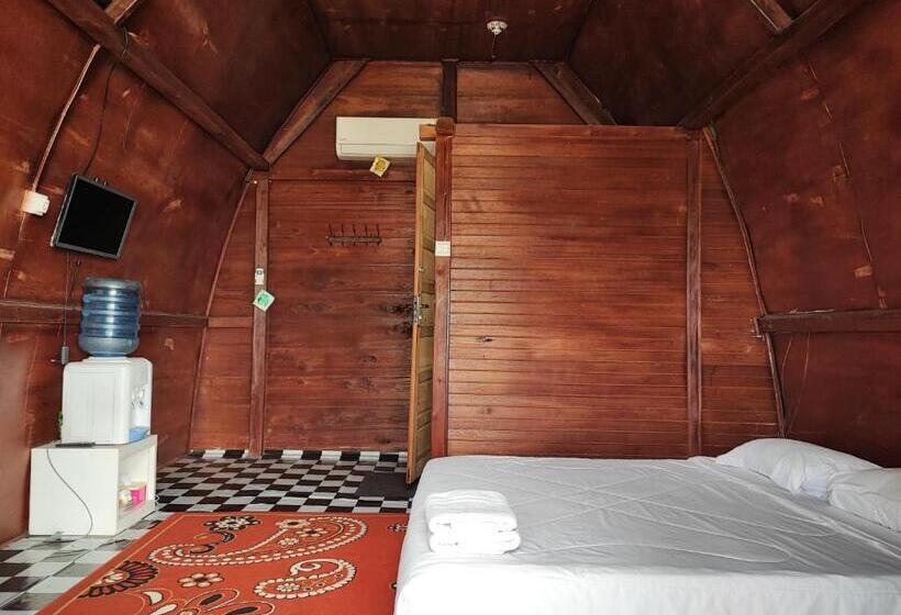 Номер Стандарт, Arafah Resort @ Danau Kerinci Jambi Redpartner