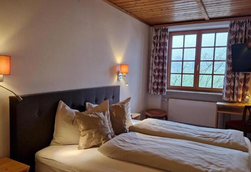 Номер Стандарт, Landgasthof Alter Wirt