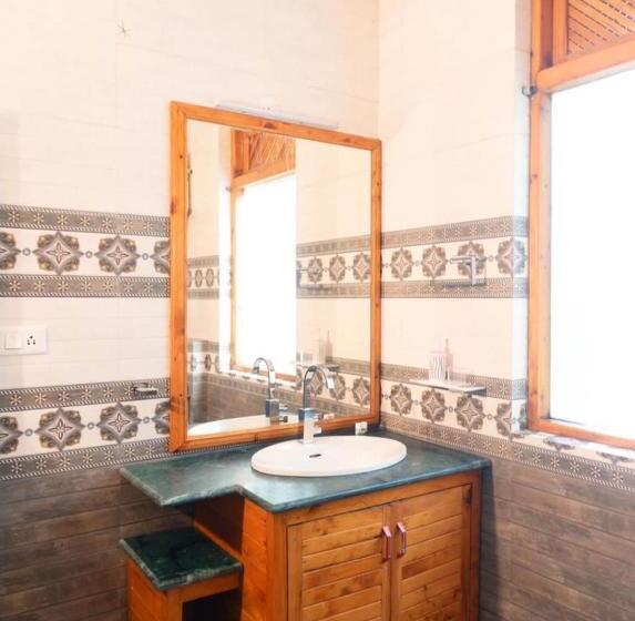 스탠다드 룸 산 전망, Elegance Retreat Manali Luxury Boutique Stay