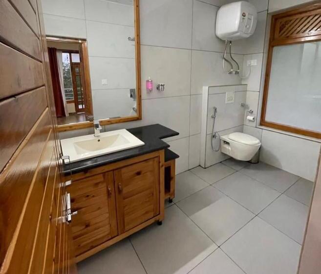 스탠다드 룸 킹사이즈 침대, Elegance Retreat Manali Luxury Boutique Stay