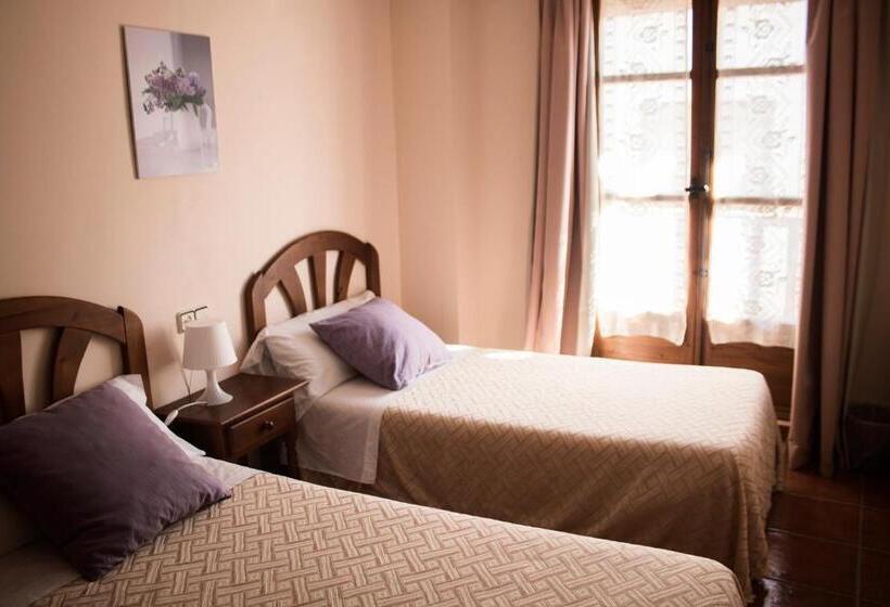 스탠다드 룸, Pension Las Cuevas De Cañart