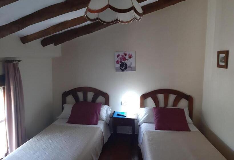 스탠다드 룸, Pension Las Cuevas De Cañart