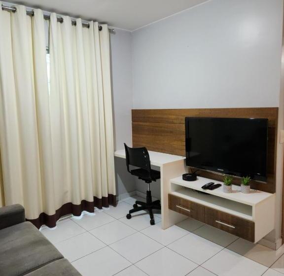 Четырехместный Номер Стандарт с Балконом, Aconchegante Flat Part Premier
