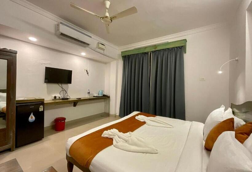 Номер Deluxe, Nagas Hotel Satyavati Morjim