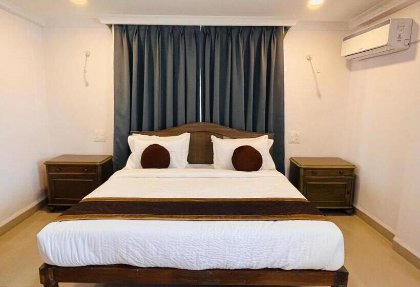 디럭스 룸, Nagas Hotel Satyavati Morjim