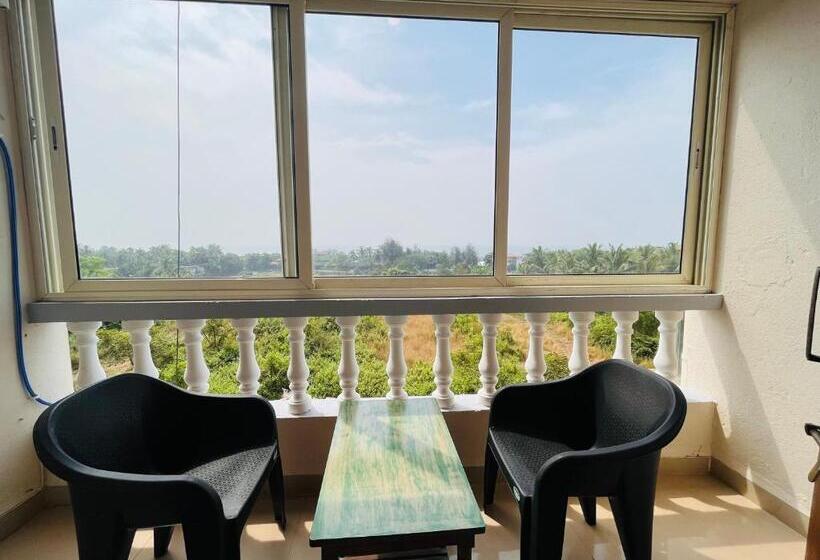 디럭스 룸, Nagas Hotel Satyavati Morjim