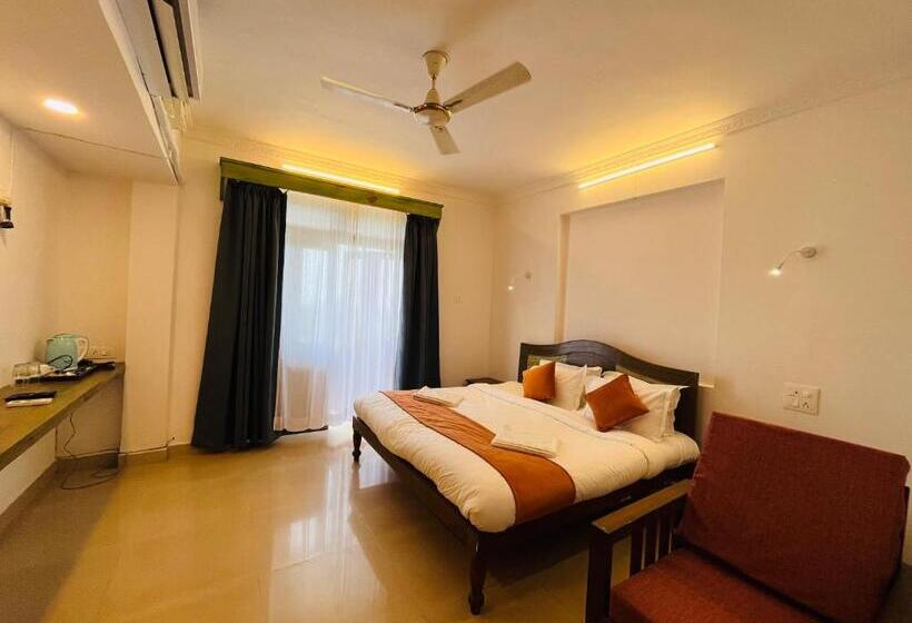 디럭스 룸, Nagas Hotel Satyavati Morjim