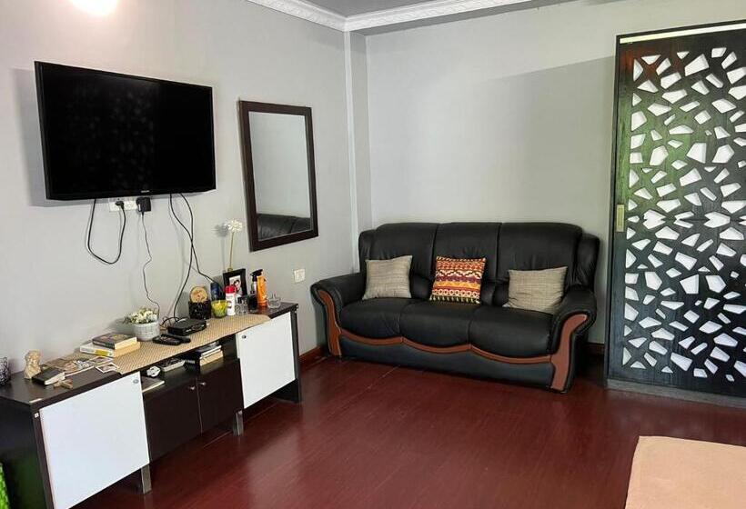 标准间带阳台, Fernandes Homestay  Amor