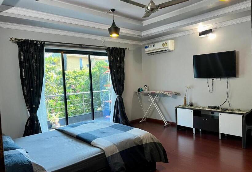 标准间带阳台, Fernandes Homestay  Amor