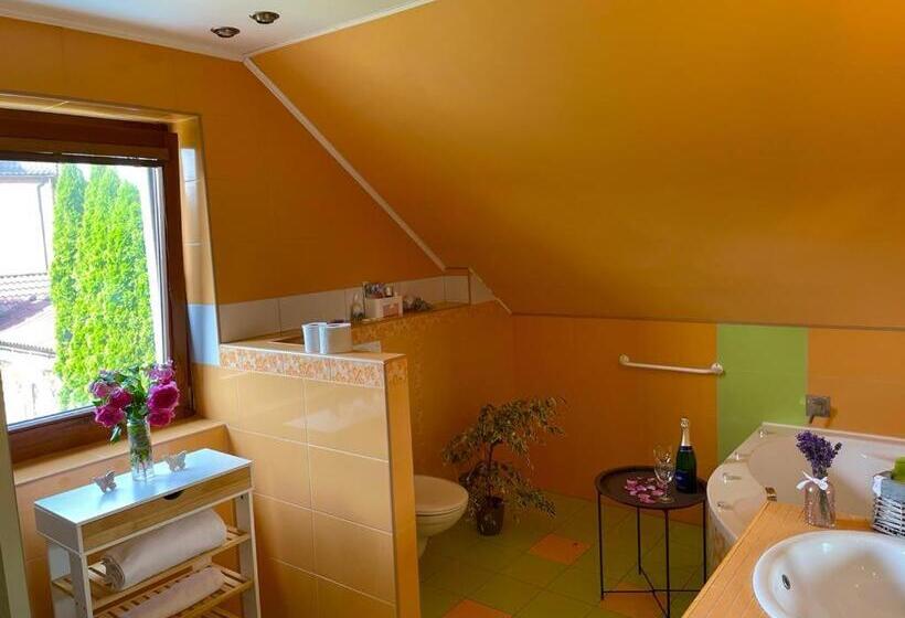 Семейный Номер Deluxe, Czech Paradise Family Guest House With Breakfast & Garden