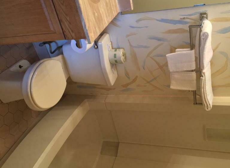 סוויטה, Macthrift Motor Inn