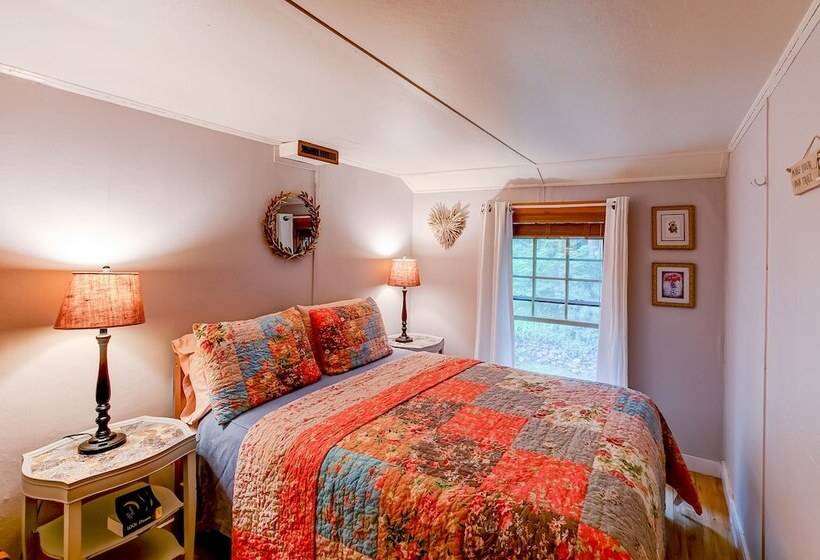 Люкс 2 Спальни, Timberholm Inn