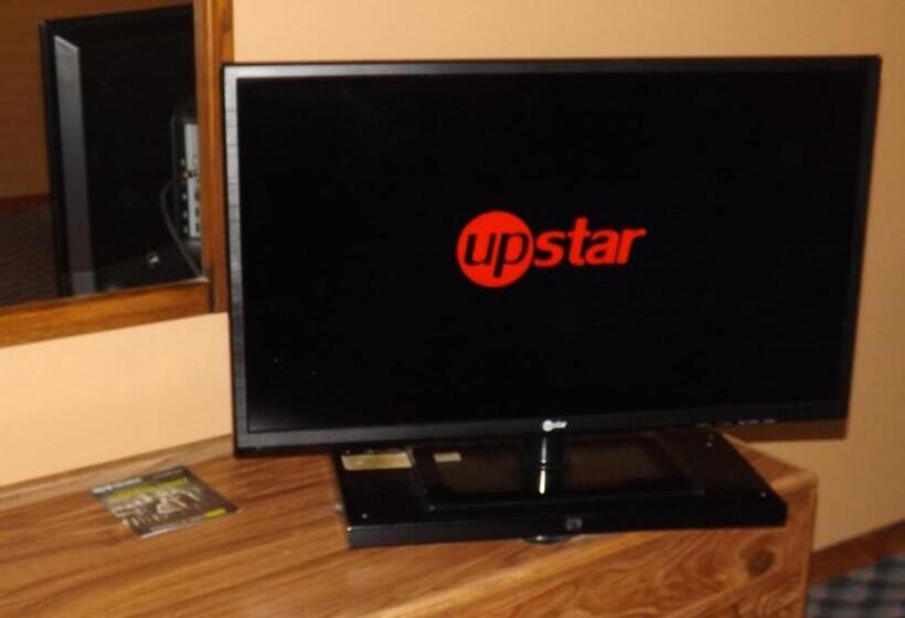 스탠다드 룸 킹사이즈 침대, Tristar Inn Xpress