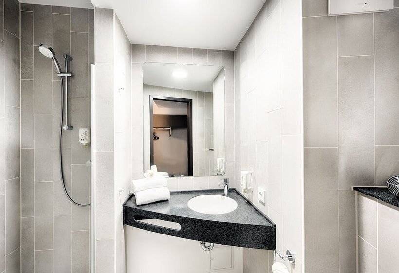 Номер Стандарт, B&b Hotel Erfurt City West