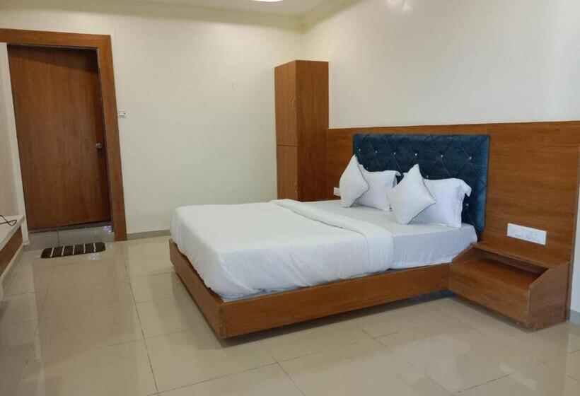 اتاق لوکس, Fabhotel Hk Villa