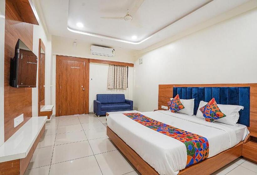 اتاق لوکس, Fabhotel Hk Villa