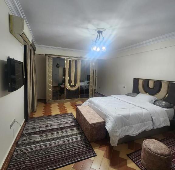 آپارتمان 1 خوابه, Apartment In Pyramids Gardens