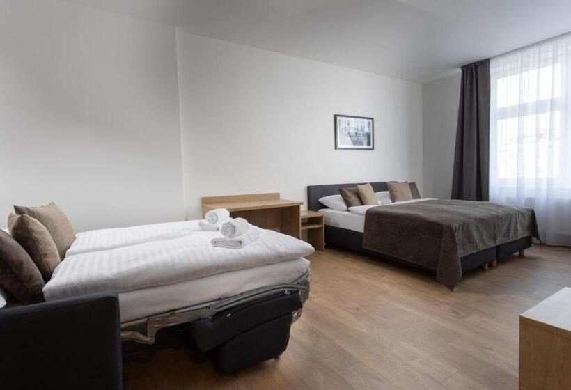 Апартаменты Deluxe 3 Спальни, Residence Morris Mladá Boleslav
