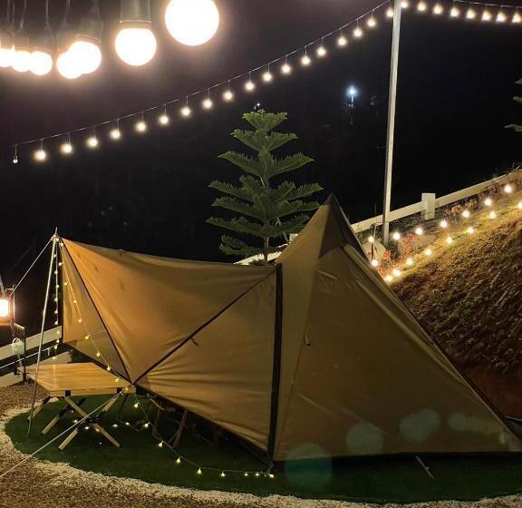 چادر با خدمات رفاهی استاندارد, Flora Fresh Garden At Khaokho